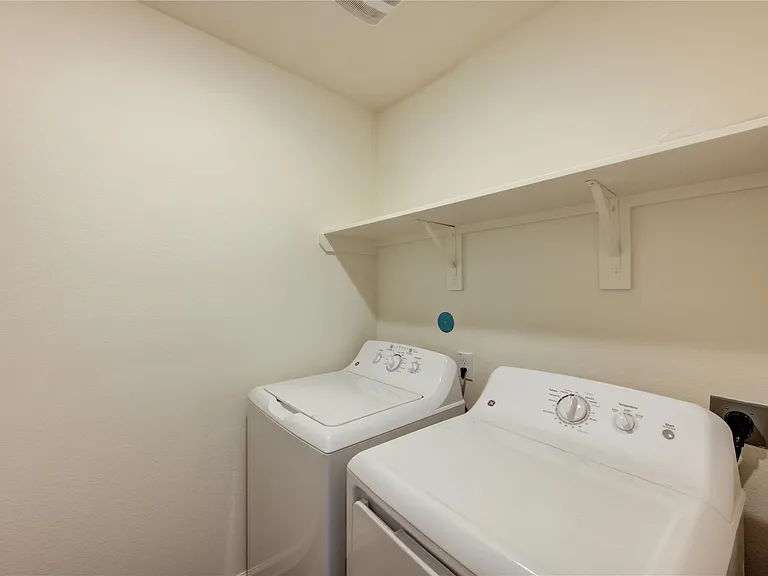 10207 Purple Daphne Ln — Photo 27