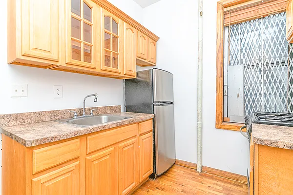 Rented by MySpaceNYC | media 11