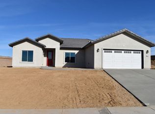 2000 Del Rosa Dr, Ridgecrest, CA 93555