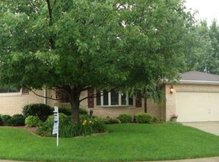 224 Cypress St, Pekin, IL 61554