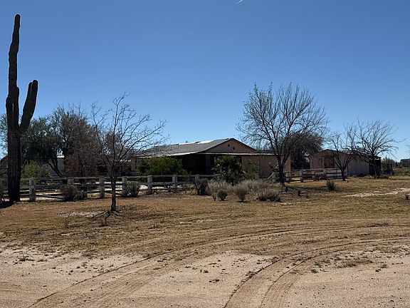 3rd image of 27033 E Quartzite Dr
