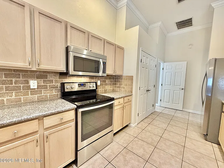 12962 Brians Creek Dr — Photo 14