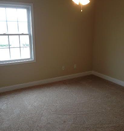 3rd image of 111 Northwynd Cir APT 16