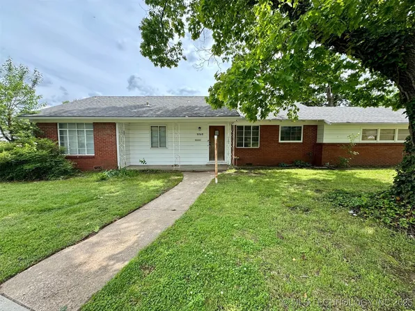 3702 E 24th St, Tulsa, OK 74114