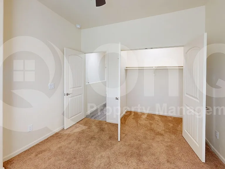 3726 E Mercedes Ct — Photo 4