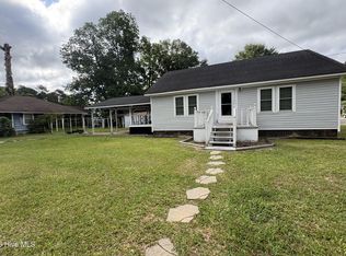 51 Oak St, Brunswick, NC 28424