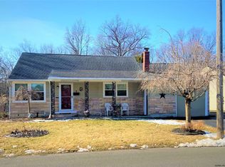 2 Farley Dr, Rensselaer, NY 12144
