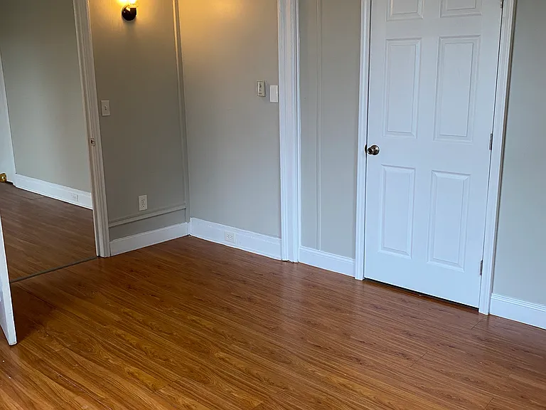 3 Westmoreland St #2 — Photo 15