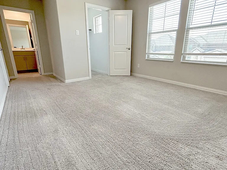 212 Stonebrook Trl — Photo 28