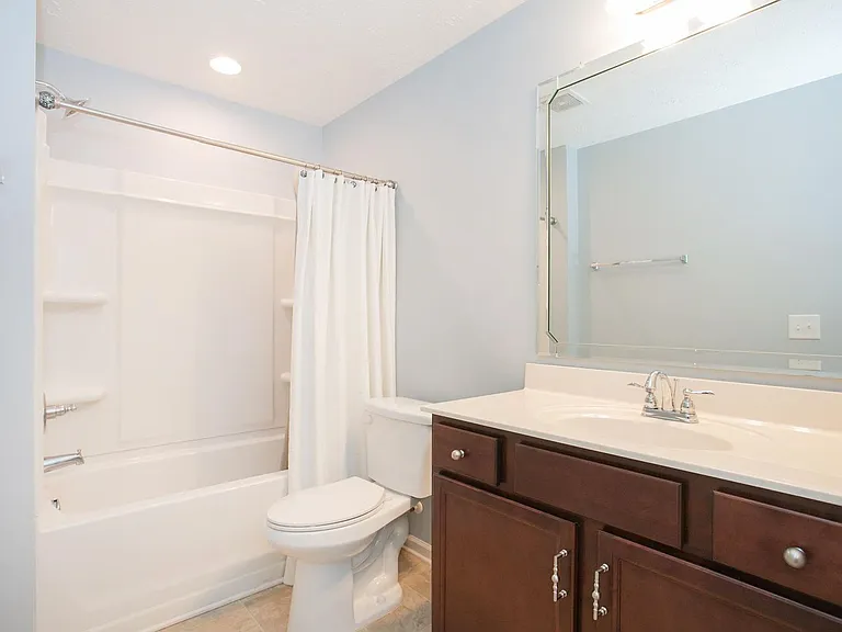 395 Devon Chase Hl #6402 — Photo 37