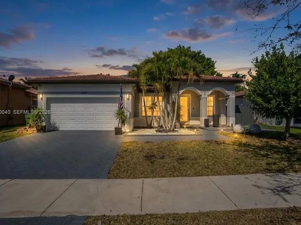 2132 NE 38th Rd, Homestead, FL 33033