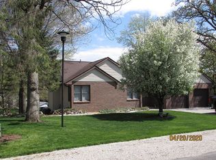 1821 Port Ln, Worden, IL 62097