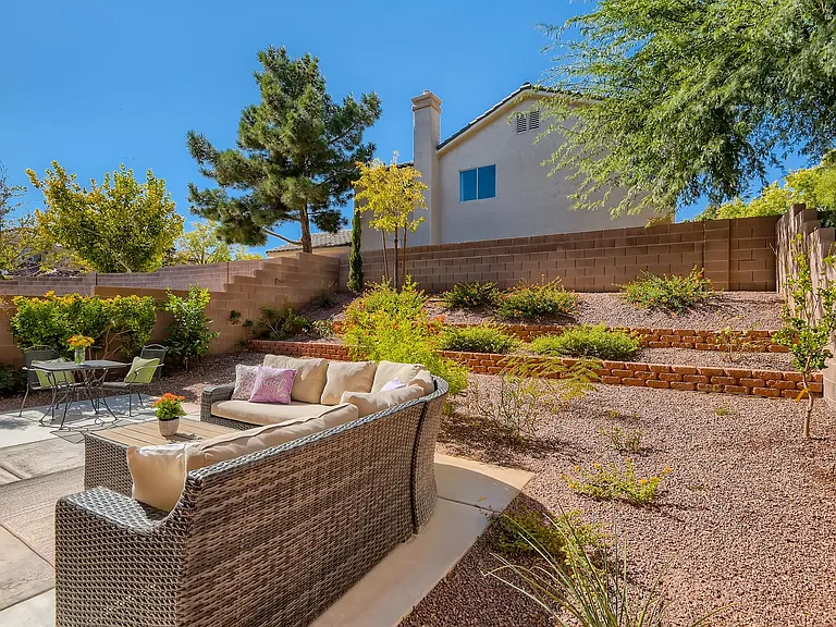 1517 Calle Montery St — Photo 36