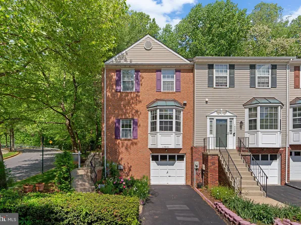 13041 Silver Maple Ct, Bowie, MD 20715