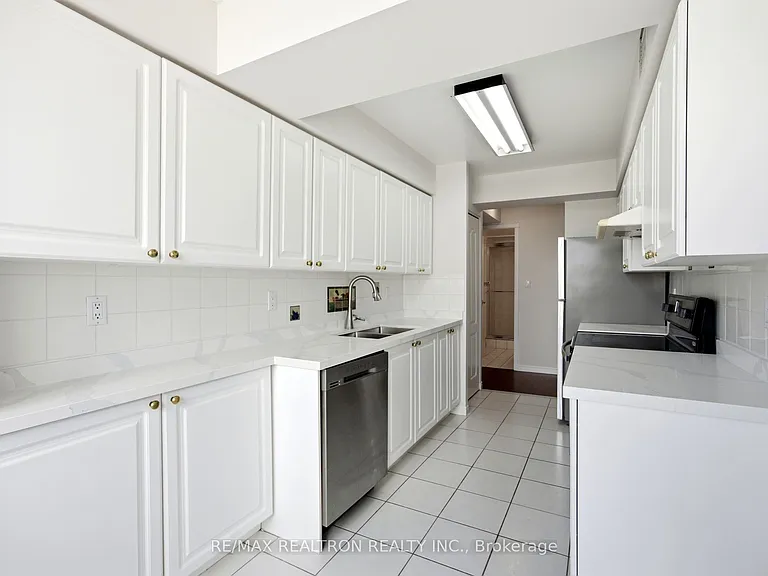 850 Steeles Ave W #1103 — Photo 12