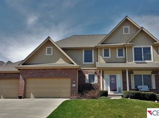 7416 S 102nd Ave, La Vista, NE 68128