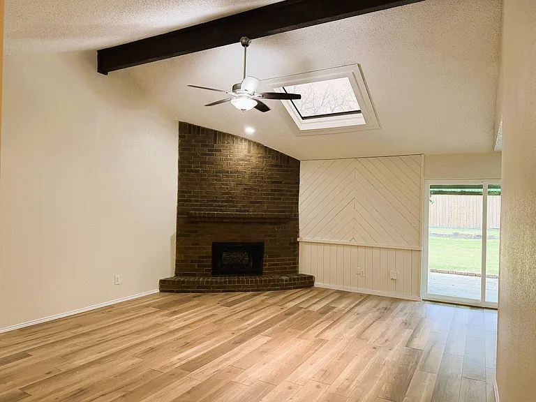 6406 Willow Springs Dr — Photo 6