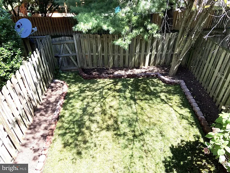 27 Beacon Hill Way — Photo 27