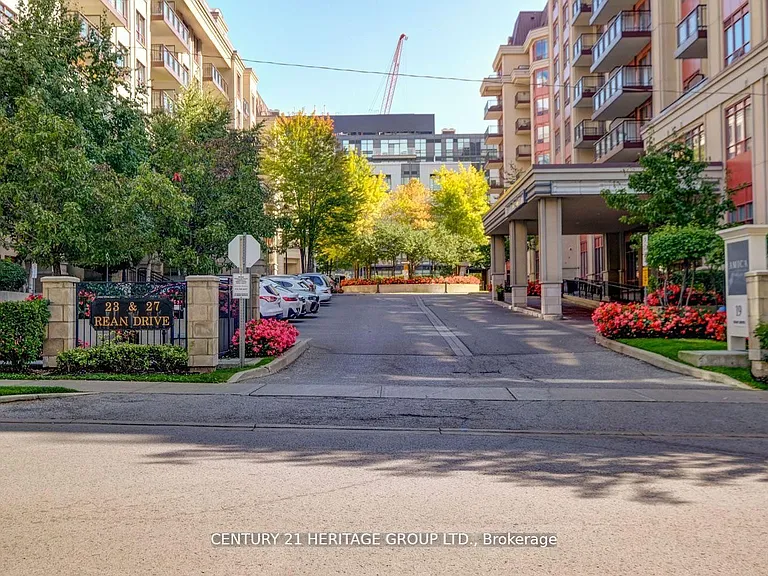 23 Rean Dr #309 — Photo 2