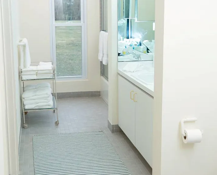 672 Daniels Ln — Photo 4