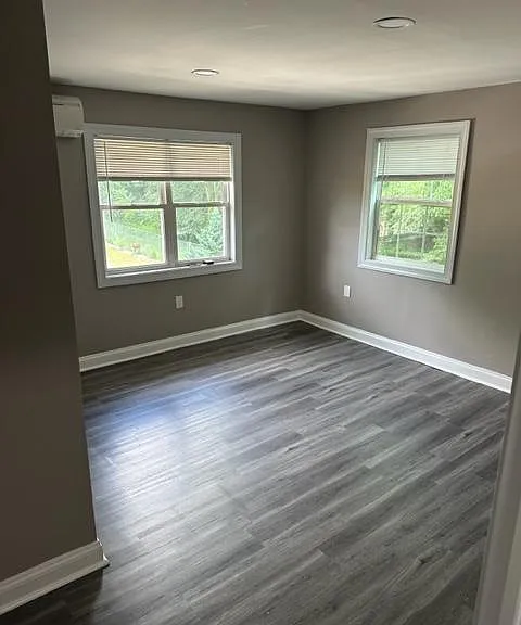4784 Dupont Pkwy #2 — Photo 9