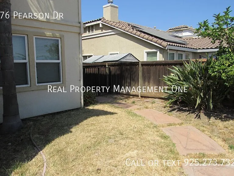 576 Pearson Dr — Photo 34