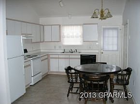 (Kitchen)