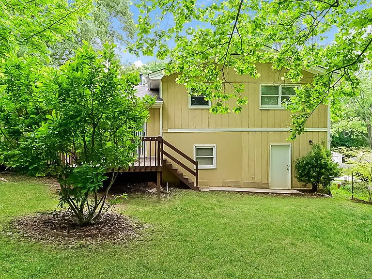 3074 Menlo Park Dr — Photo 17