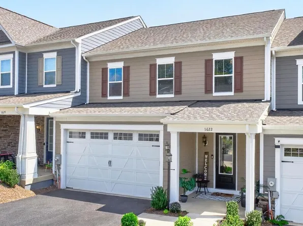 1622 Koch Ct, Charlottesville, VA 22911