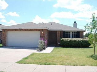 8420 Jacaranda Way, Arlington, TX 76002