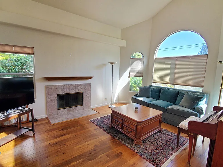 546 Cole Ranch Rd — Photo 16
