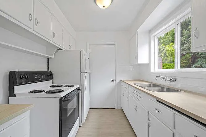8808 N Peninsular Ave — Photo 14