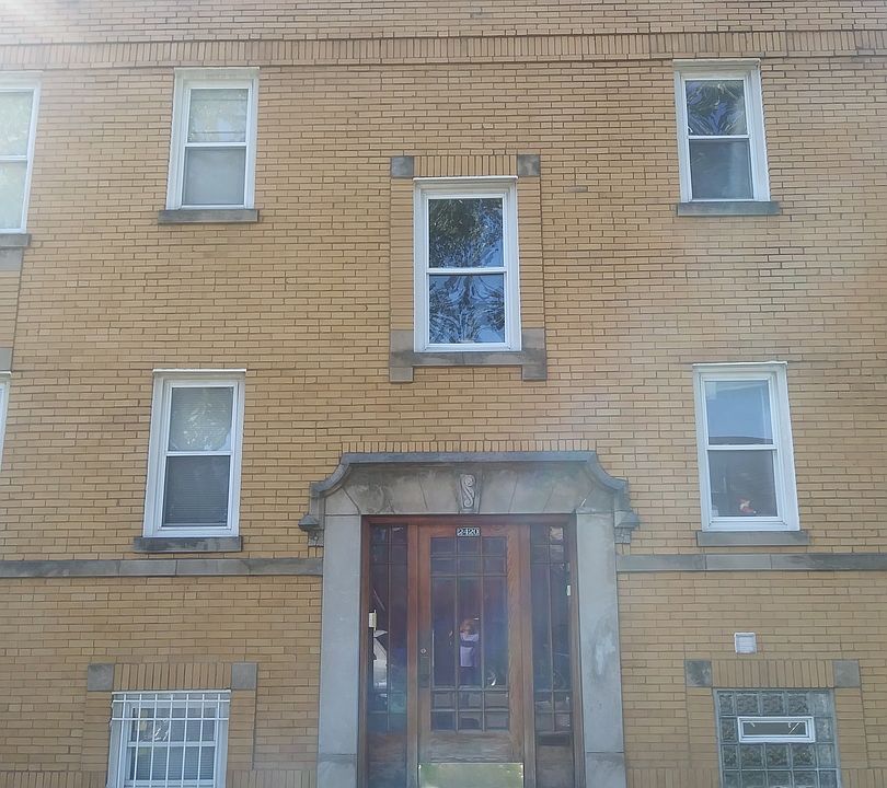 1st image of 2424 N Lavergne Ave
