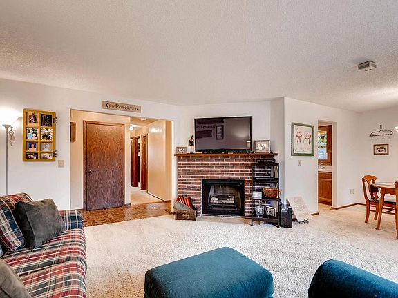 4th image of 1636 Charlton St APT B