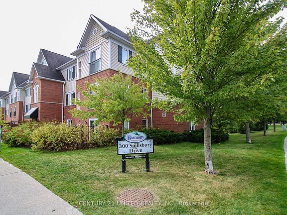 3rd image of 300 Spillsbury Dr #109