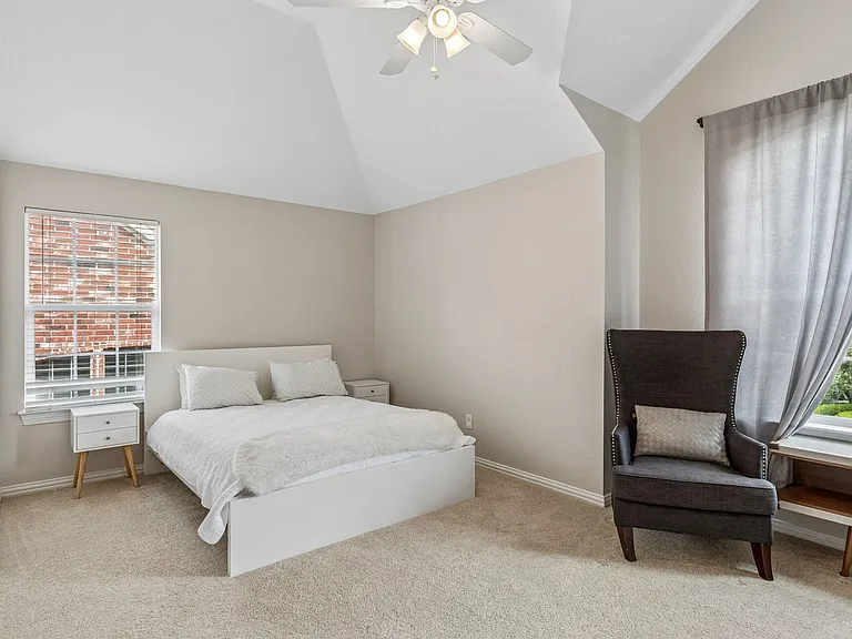 2245 Jaguar Dr — Photo 26