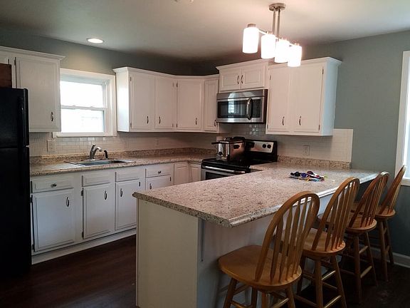 3rd image of 2054 S Nicollet St