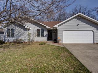 3145 W Edgewood St, Springfield, MO 65807