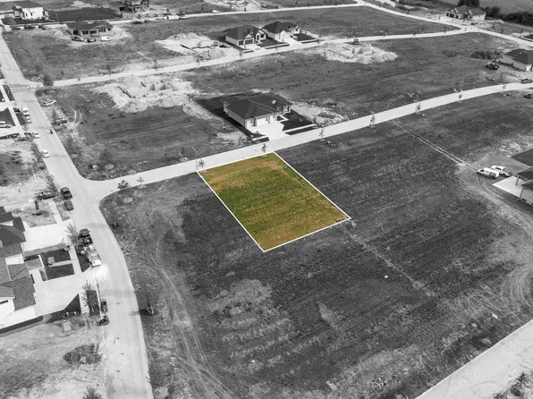 3508 S 219th St, Elkhorn, NE 68022