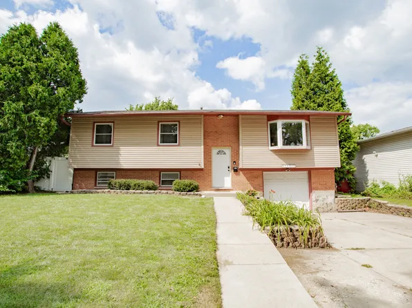 1531 Maplewood Ave, Hanover Park, IL 60133