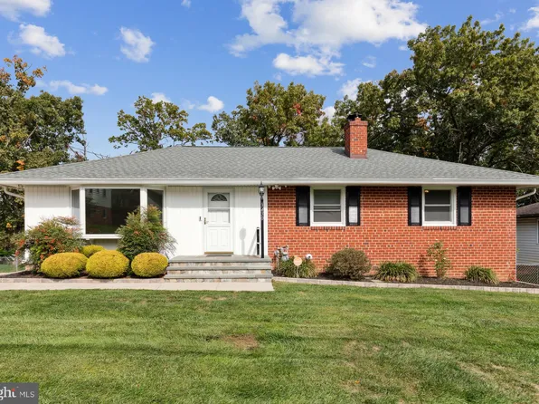 3430 Stonehall Dr, Beltsville, MD 20705