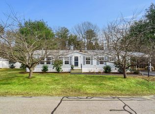 22 Lanai Dr, Rochester, NH 03867