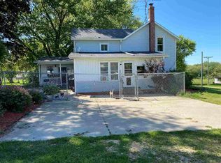 4327 E Winneshiek Rd, Freeport, IL 61032
