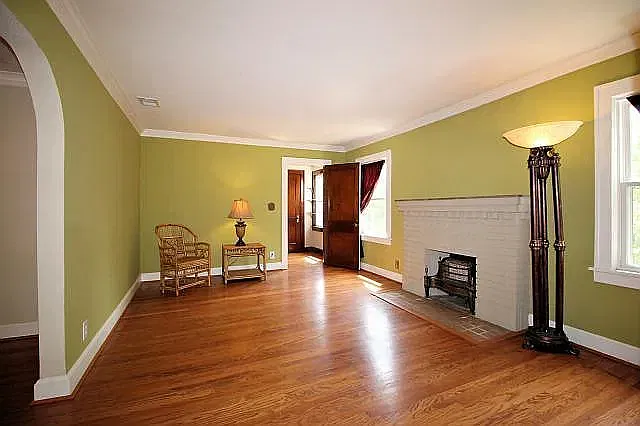 2 bed, 1250 sqft, $1,800 — Photo 2