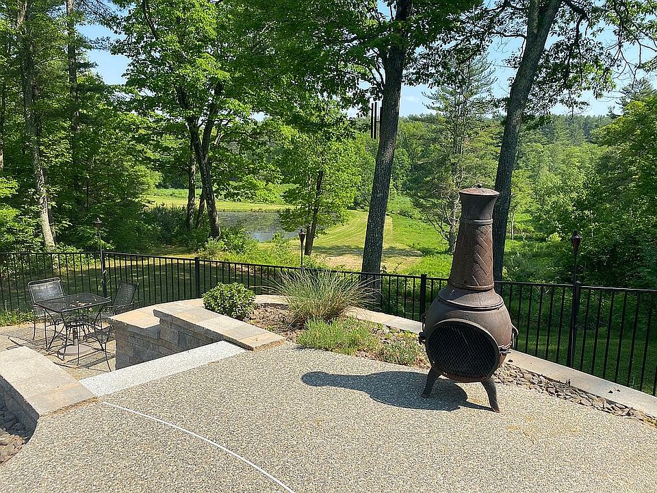 2nd image of 487 Gilbertville Rd