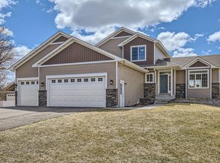 4700 Verde Valley Rd NW, Oak Grove, MN 55303