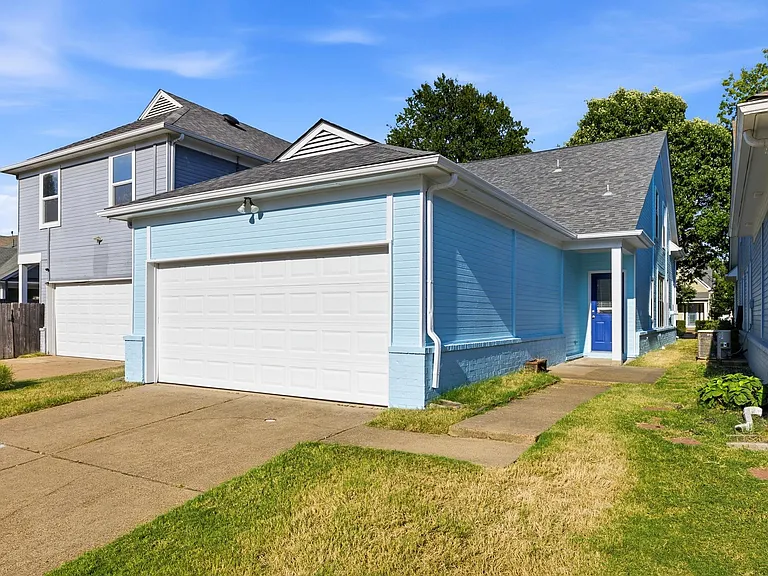 1277 Island Pl E — Photo 29