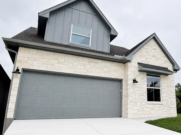 110 Cove Place Ct, Montgomery, TX 77356