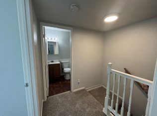 901 Carro Dr APT 2, Sacramento, CA 95825