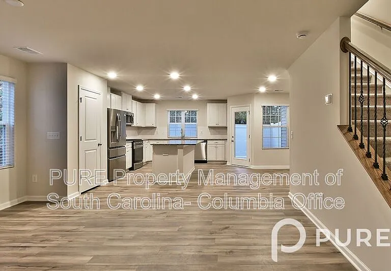 119A Triumph Ave — Photo 17